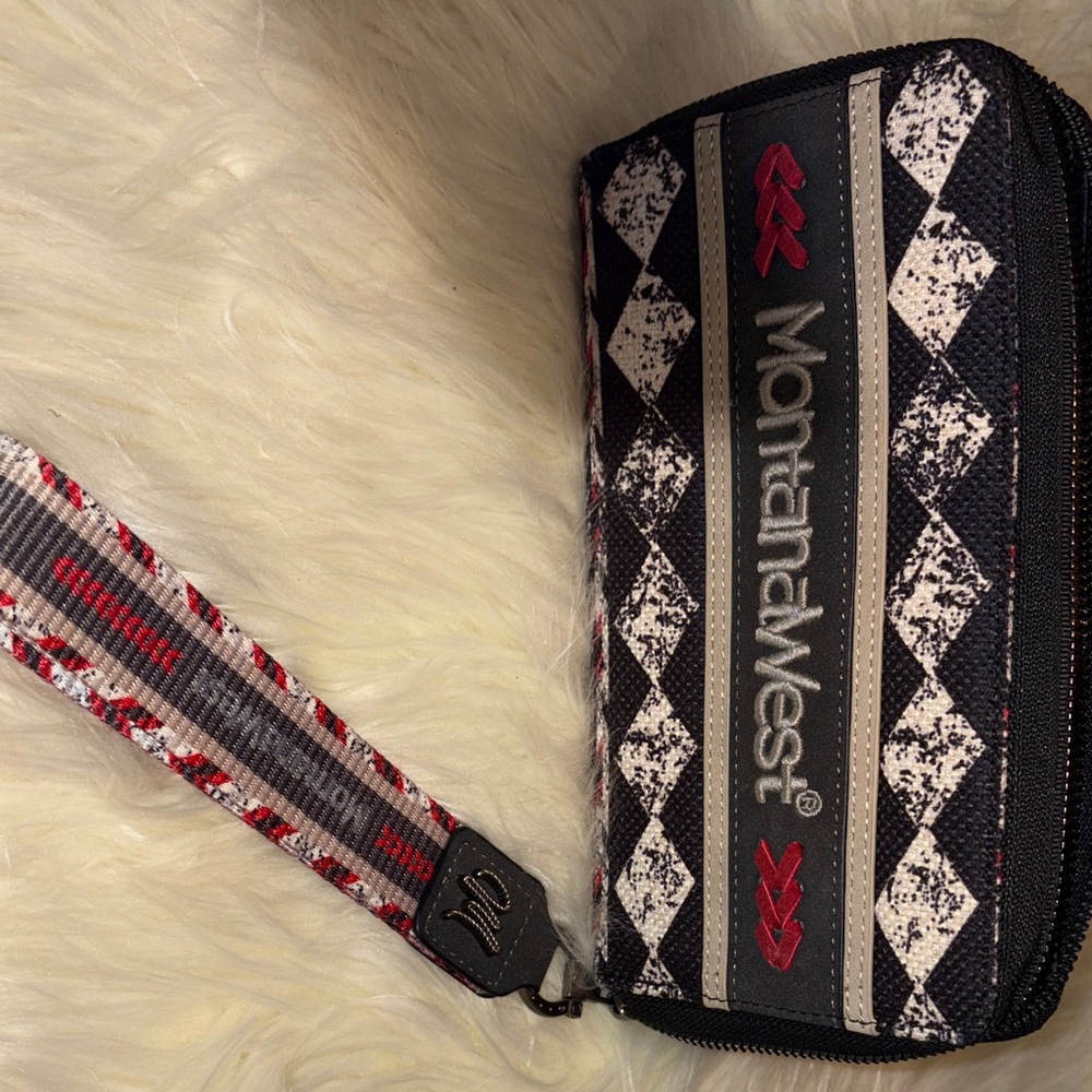 Montana West Black and White Diamond Pattern Wristlet